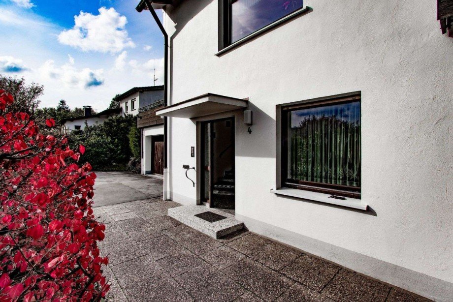 EIngang des Haupthauses Einfamilienhaus Wetter
