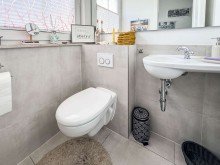 G�ste-WC VERKAUFT! Stadthaus mit Garten und Kamin in Hagen-Hohenlimburg-Henkhausen! Garage und Stellplatz.