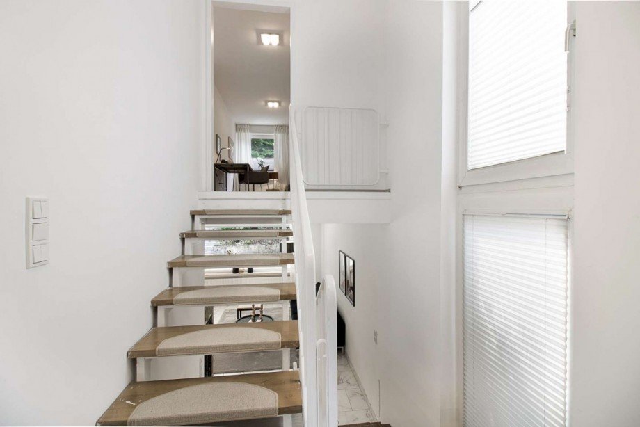 Aufgang in das Dachgeschoss Reihenmittelhaus Wetter