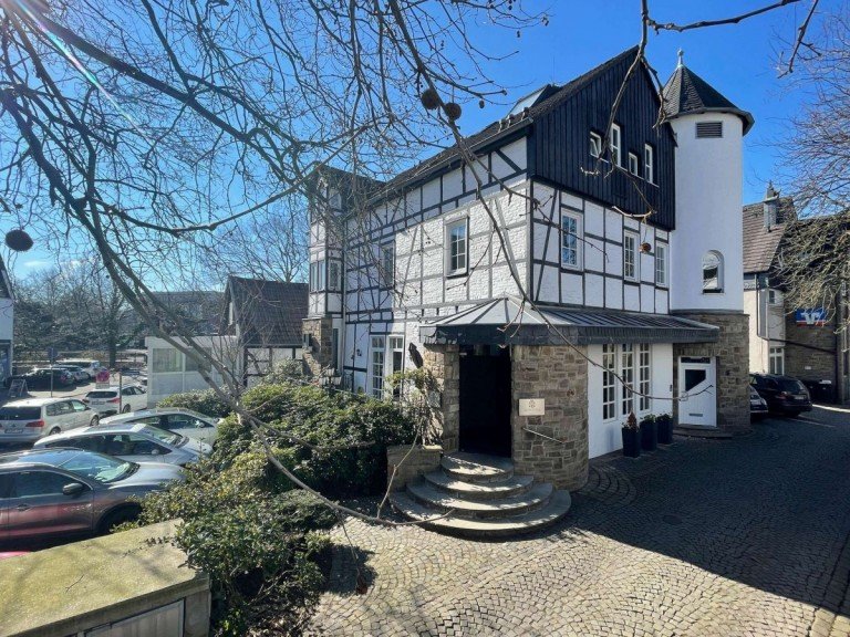 Im Herzen von Herdecke Herdecke B�ro / Praxis VERMIETET! Exklusive B�ro- Praxisr�ume mit tollem Flair im Herzen von Herdecke! Stivoll und lichtdu