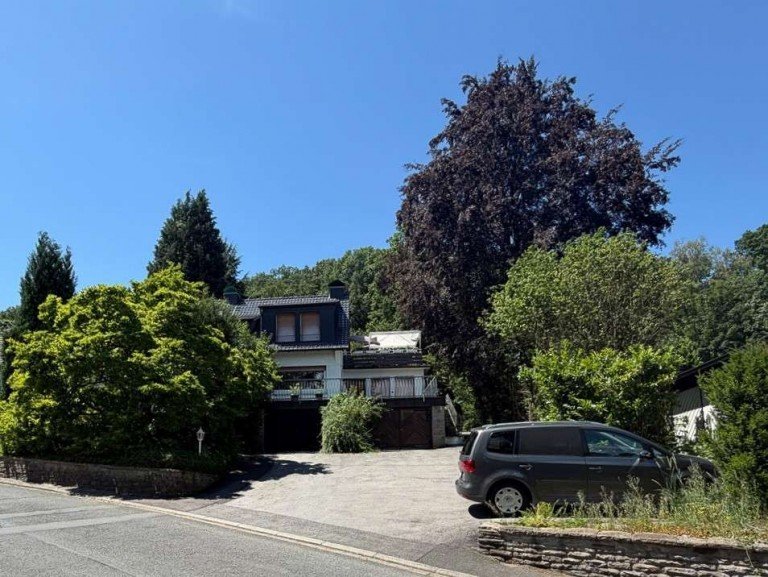 Freistehendes Zweifamilienhaus Wetter (Ruhr) - Wetter Ruhr - Wengern Zweifamilienhaus Charmantes, freistehendes Zweifamilienhaus mit XL-Garage und Gewerberaum in Wetter-Wengern!
