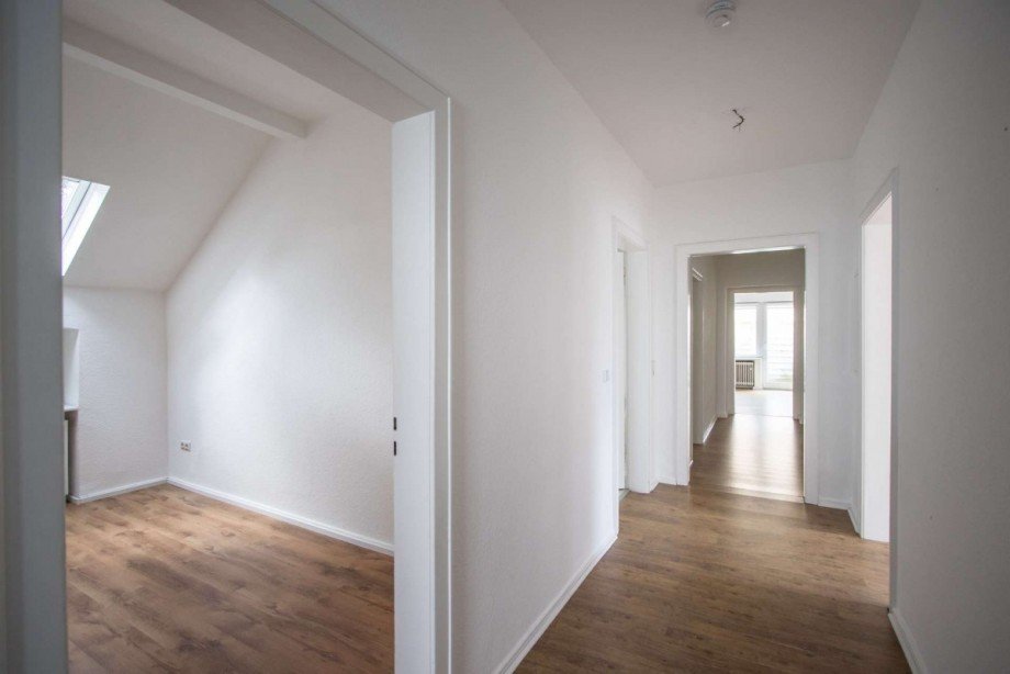 Diele der DG-Wohnung Mehrfamilienhaus Wetter