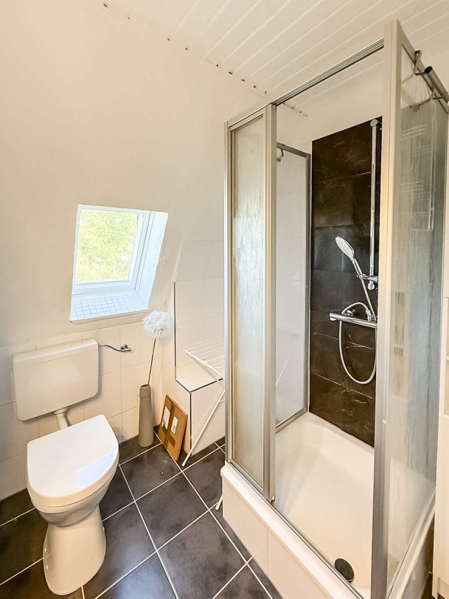 Badezimmer Dachgeschosswohnung Wetter