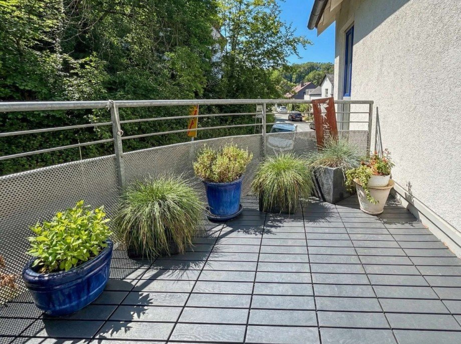 Schicker Rundbalkon Etagenwohnung Wetter (Ruhr)