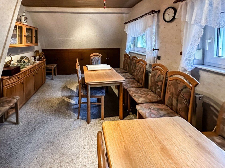 Zimmer 2 im Dachgeschoss Einfamilienhaus Wetter