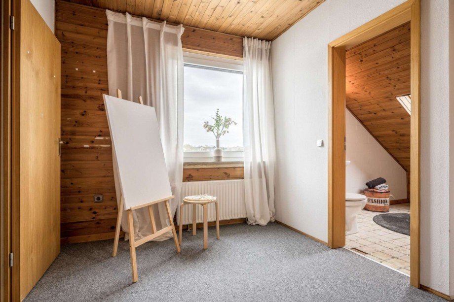 Mehr Bilder v Spitzboden im Ex Reihenmittelhaus Dortmund