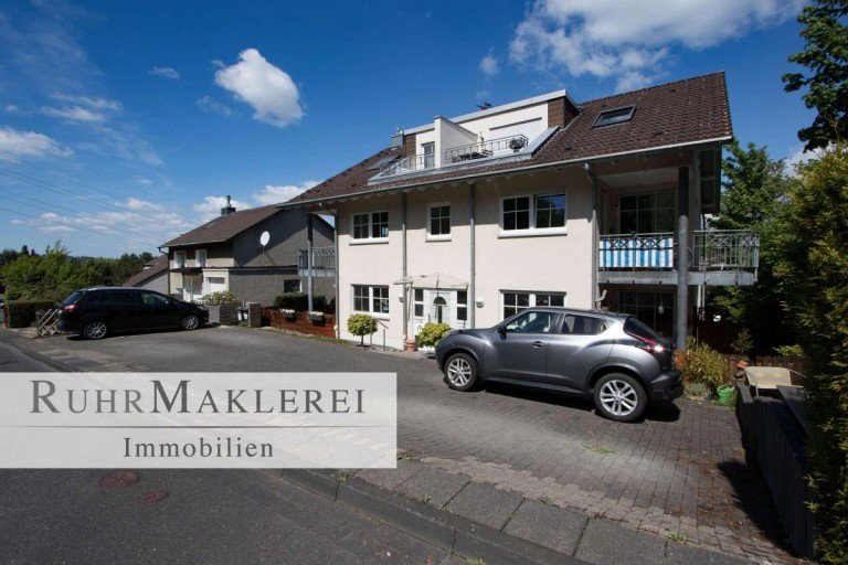 Idyllisch in Sackgassenlage Hagen Maisonettewohnung VERKAUFT! Wundersch�ne Maisonette-Wohnung mit Garten, 3 Terrassen und moderner, stilvoller Ausstattung!
