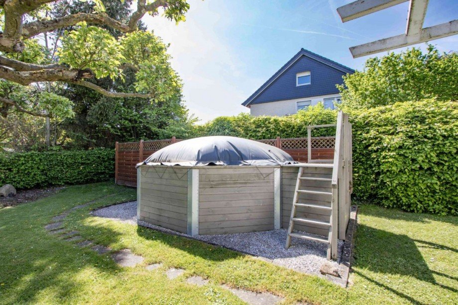 Sogar ein Pool ist schon da Einfamilienhaus Bad Sassendorf