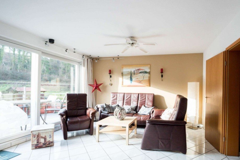 Mit Panoramaschiebet�r Dachgeschosswohnung Wetter