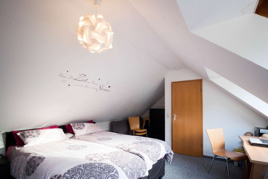 Sicht Richtung Eingang Dachgeschosswohnung Wetter