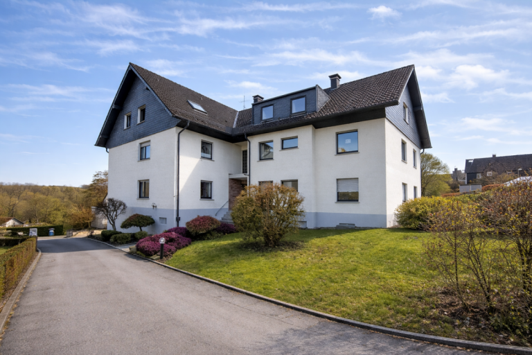 Eingangsseite Ennepetal - Ennepetal - R�ggeberg Dachgeschosswohnung Wohnen �ber den D�chern von R�ggeberg!