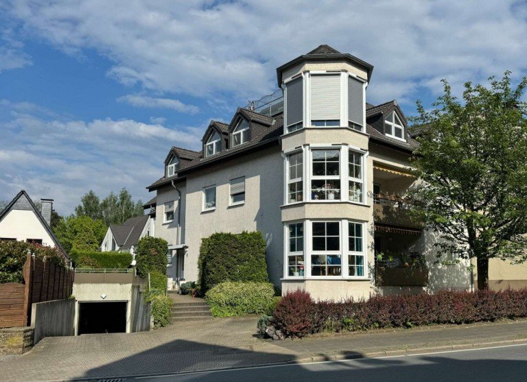 Im Herzen von Wengern Wetter Maisonettewohnung VERKAUFT! Maisonette-Eigentumswohnung mit Dachloggia und Tiefgarage im Herzen von Wengern!