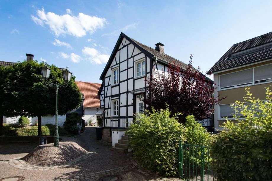 ../../../../Upload/JCLCFWUFNQ/ Einfamilienhaus Wetter