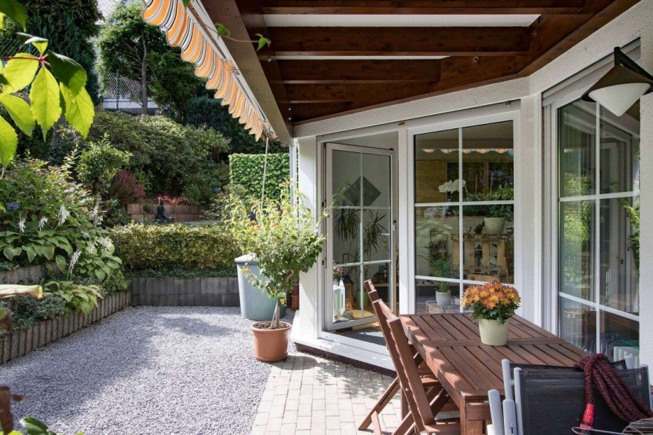 Professionell gestaltet Terrassenwohnung Wetter