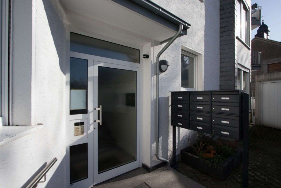�berdachter Hauseingang Wohnung Wetter
