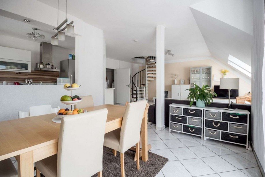 mit Durchreiche Maisonettewohnung Wetter