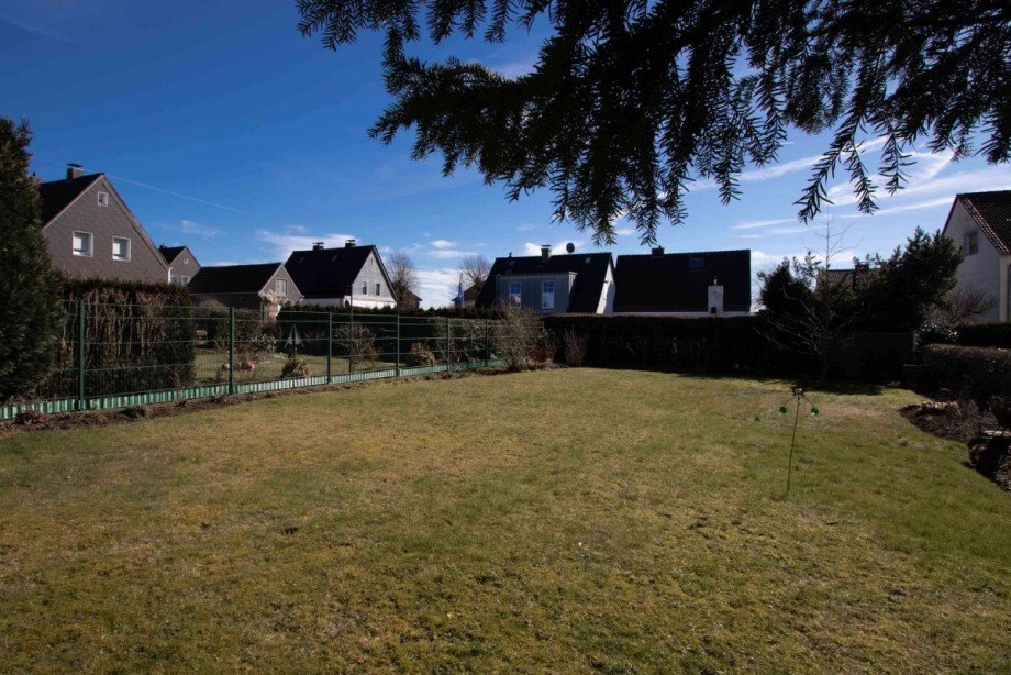 Der gro�e Garten Doppelhaush�lfte Breckerfeld