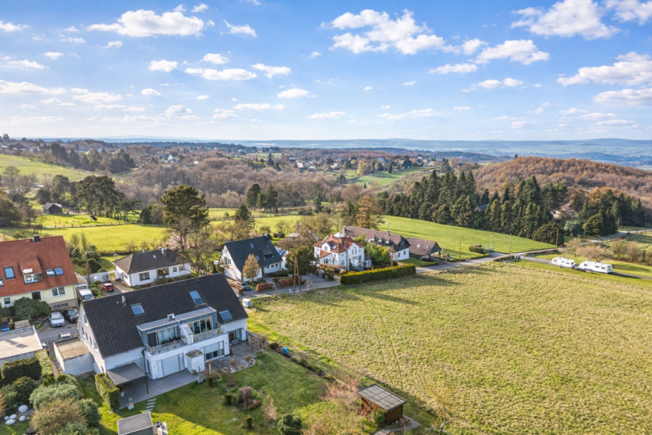 Luftaufnahme Haus und Umgebung Maisonettewohnung Witten