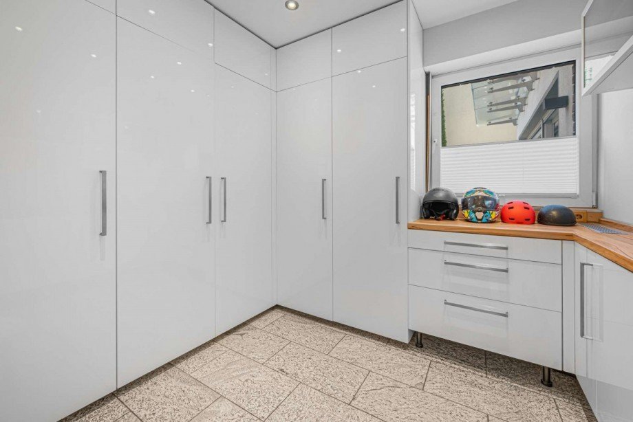 Garderobenzimmer Einfamilienhaus Frechen