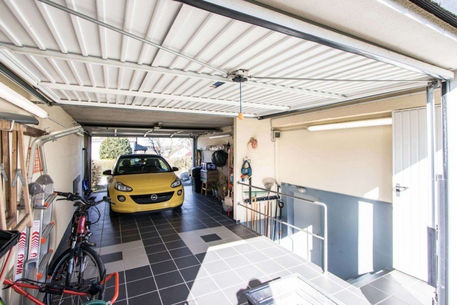 Doppelgarage mit Hauszugang Doppelhaush�lfte Breckerfeld