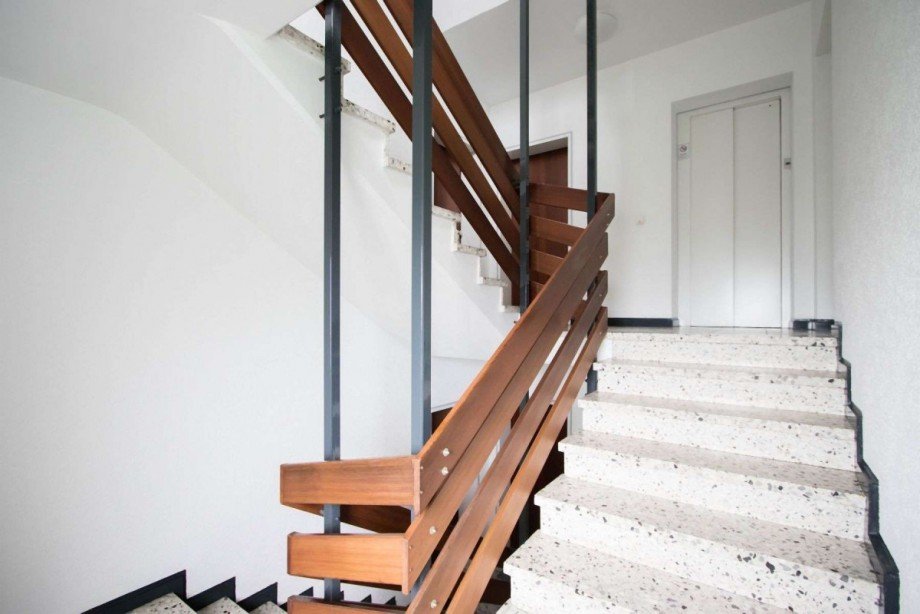 Treppenhaus mit Aufzug Wohnung Witten