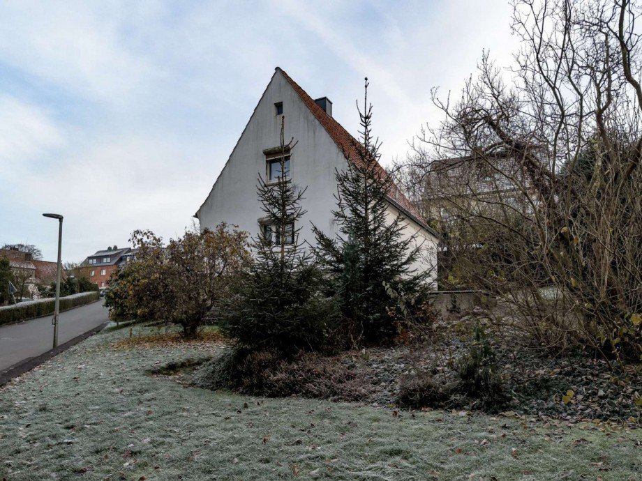 Insgesamt 846qm Grundst�ck Einfamilienhaus Wetter