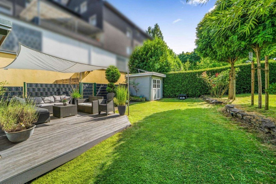 Zweite Terrasse am Gartenhaus Reihenmittelhaus Hattingen
