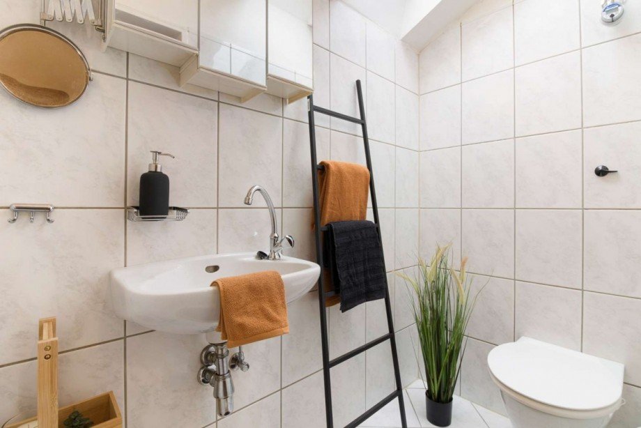 WC Dachgeschosswohnung Wetter