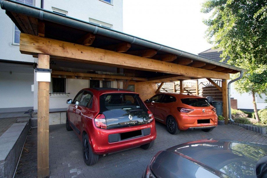 Doppelcarport vor dem Eingang Reiheneckhaus Gevelsberg