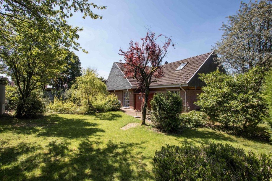 Gartenansicht des Hauses Einfamilienhaus Ennepetal