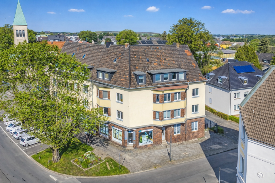 Drohne 1 Mehrfamilienhaus Bochum