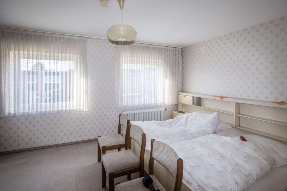 Gro�es Schlafzimmer Reihenmittelhaus Dortmund