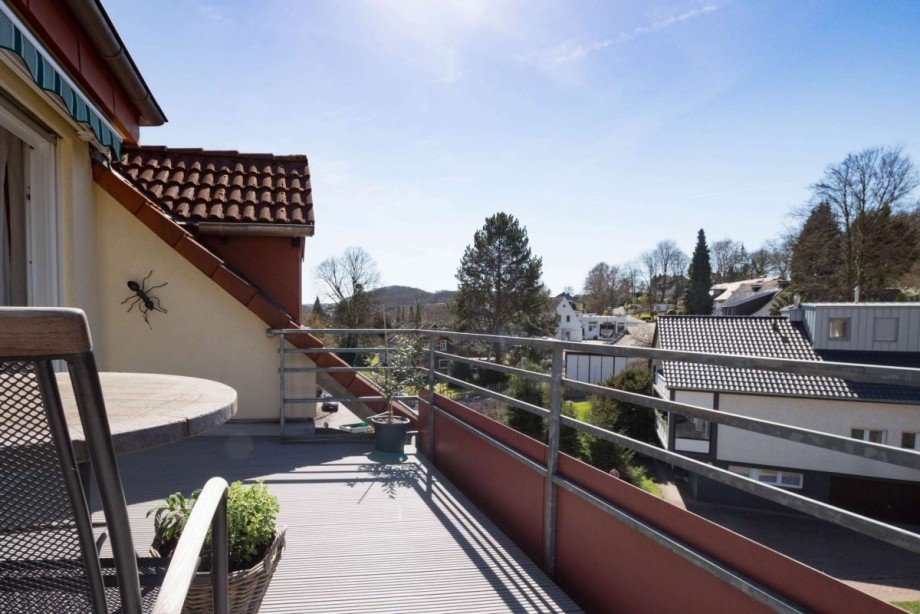 Mit neuem Belag Dachgeschosswohnung Wetter