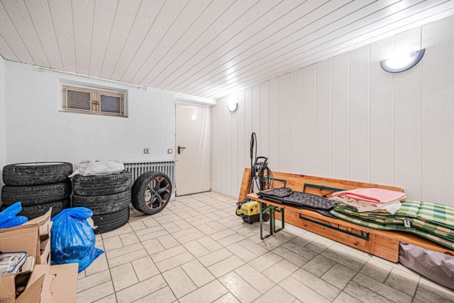 Hobbykeller o. Waschk�che Reihenmittelhaus Ennepetal