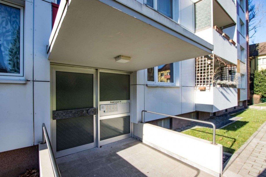 �berdachter Hauseingang Wohnung Witten