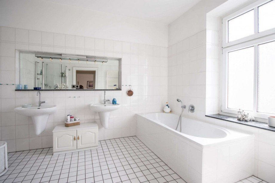 Tageslichtbad mit Wanne Wohnung Gevelsberg