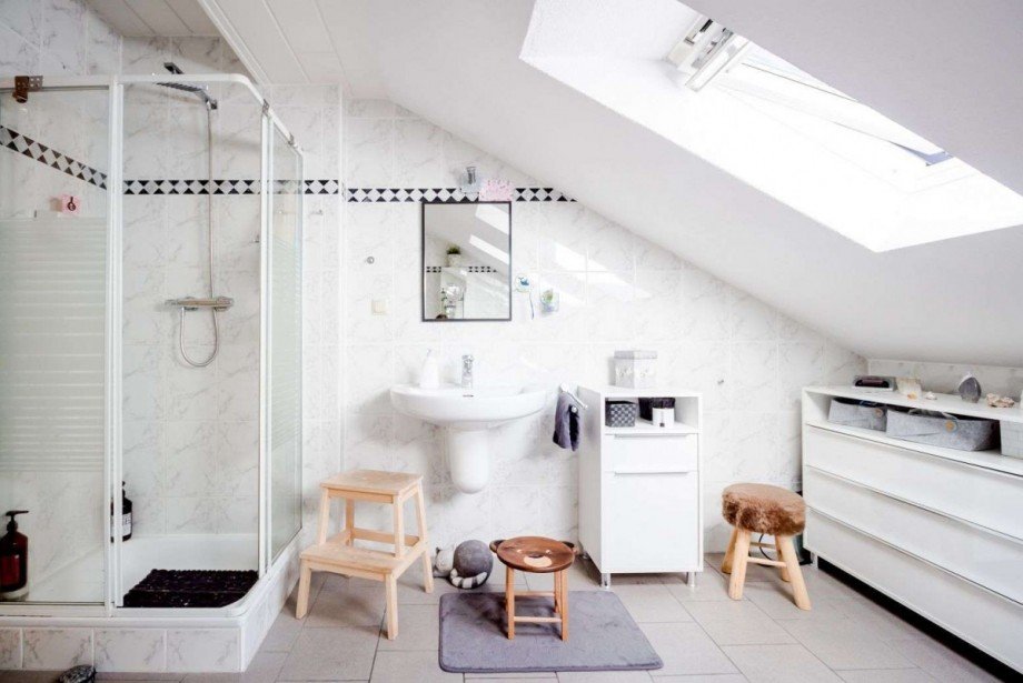 Tageslichtbad, sch�n gro� Wohnung Wetter