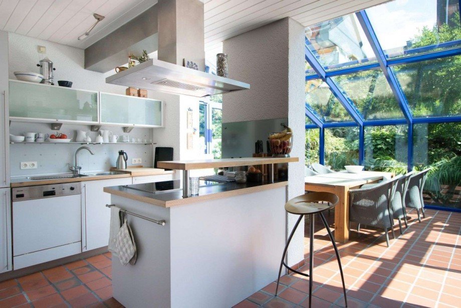 Die H�cker K�che kann �bernomm Mehrfamilienhaus Wetter