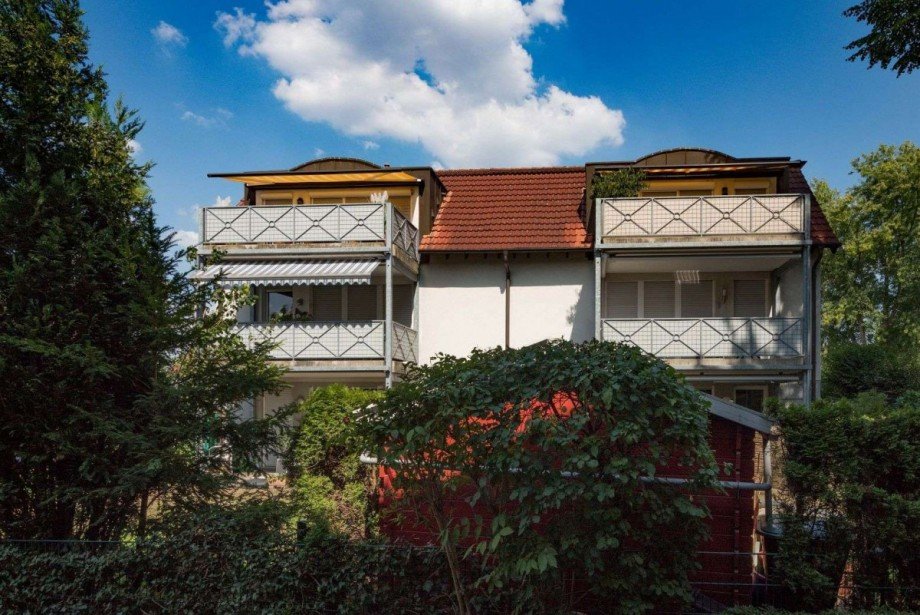 R�ckansicht Dachgeschosswohnung Bochum